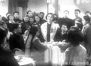 老照片：1956年，历史上第一届真正的春晚！看看都演了什么！(2)