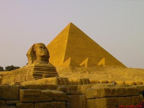 金字塔发现金属船只，专家推测是阴间交通工具，那时科技实在太高(1)