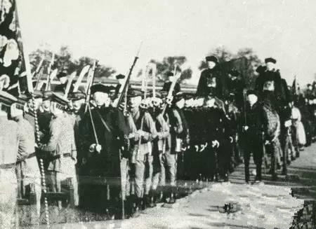 中国近百年最诡异的出殡仪式：看了容易让人做噩梦(1)