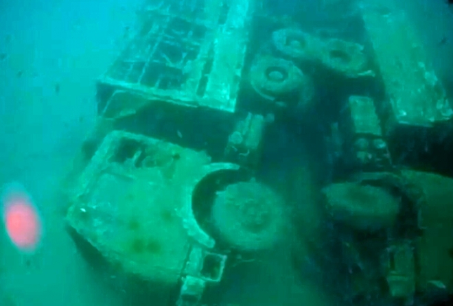 降沉在海底的8件珍贵物，阿波罗11号火箭只能排第八！(1)