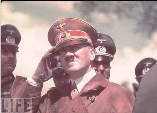 老照片：希特勒私生活照片曝光(2)