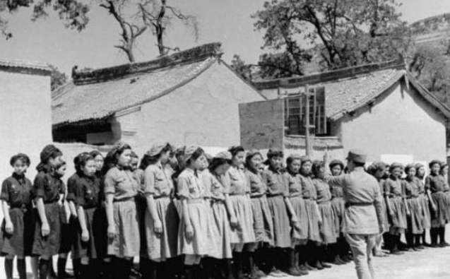 二战中的中国女兵，看起来英姿飒爽，最后一张让人感慨(1)