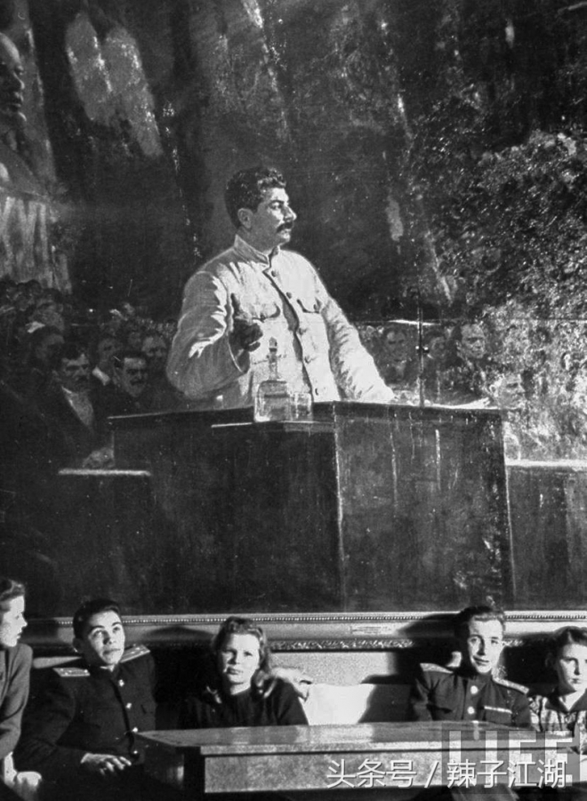 前苏联领导人照片，斯大林用酒打仗，赫鲁晓夫喝酒骂人(1)