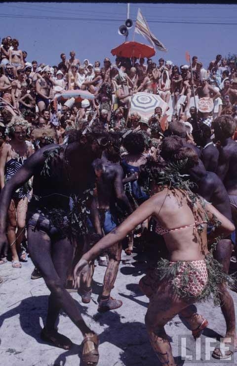 老照片：60年代前苏联豪放的沙滩景象(3)