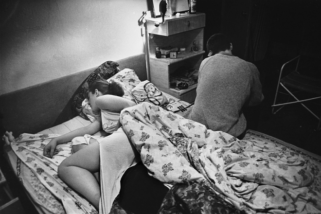 老照片：苏联解体俄罗斯色情毒品泛滥艾滋病蔓延(1)