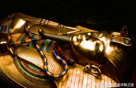 科学家用最新技术发现金字塔内部有密室，有4500年的法老棺木(2)