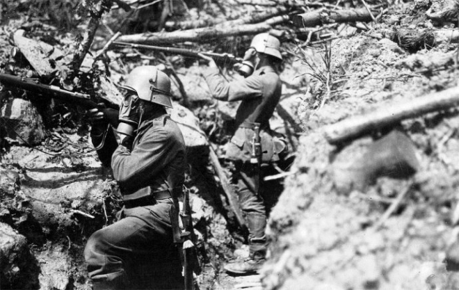 16张珍贵照片直击一战时先进武器，最后一张莫名戳中笑点(3)