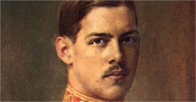 国外历史上几位没能善终的君主，撞门框的、吃撑的、被球打中的(1)