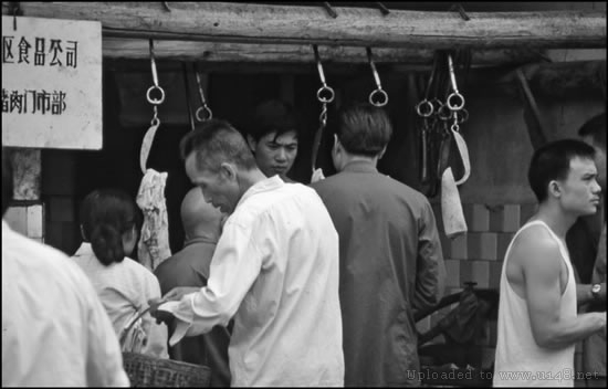 充满真善美的16张罕见照，最后一张的饭碗亮了(4)