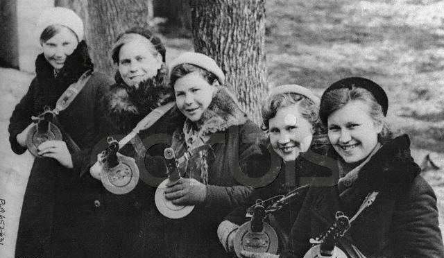 日本关东军被俘后，很多却成了苏军女兵的情夫？(2)