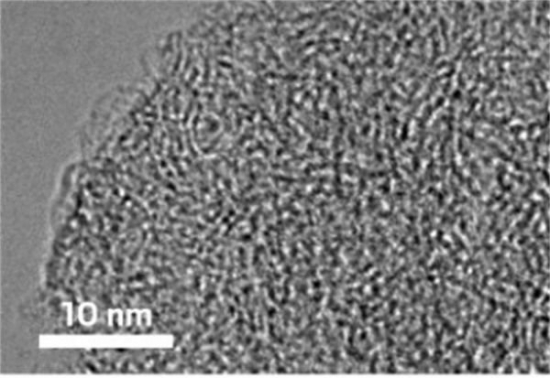 喂蚕宝宝吃这物 竟然吐出“超级蚕丝”(1)