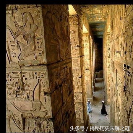 科学家用最新技术发现金字塔内部有密室，有4500年的法老棺木(2)