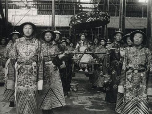 大清灭亡后，上千皇宫太监都去哪儿了？(2)