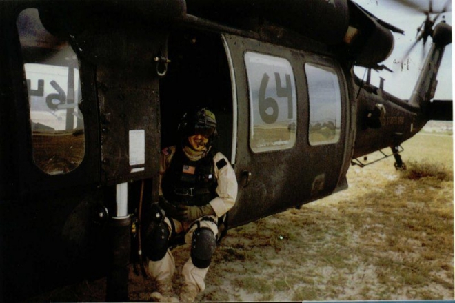 17张罕见照，直击真实版黑鹰坠落的血腥现场(1)