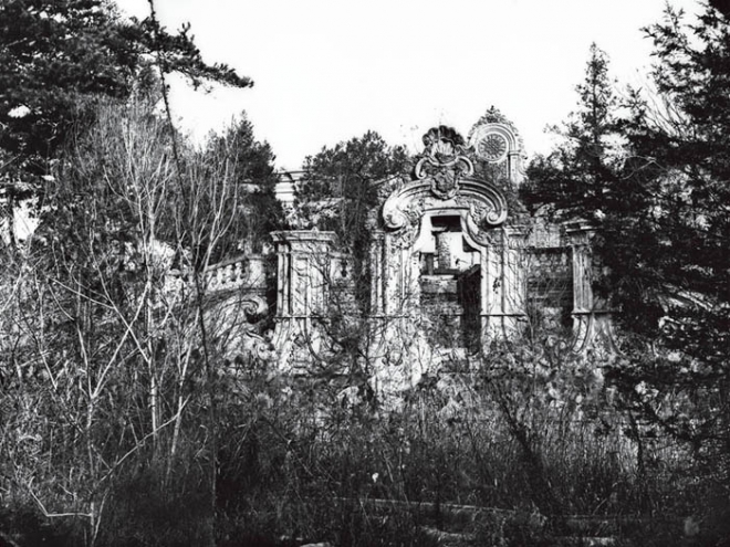 老照片记录圆明园被毁13年后，曾经恢弘的帝皇园林淹没在荒草中(4)