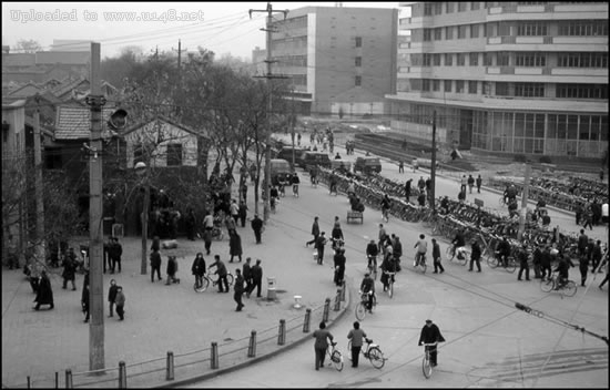 充满真善美的16张罕见照，最后一张的饭碗亮了(4)