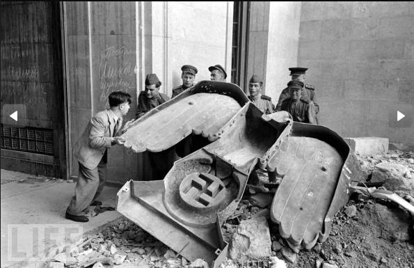 希特勒地下碉堡未公开照(3)