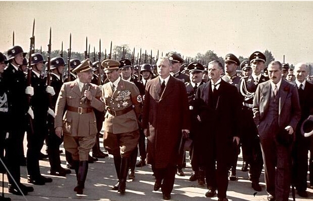 老照片：希特勒私生活照片曝光(3)