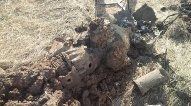 工人挖出74年的神秘物，凑近一看，瞬间被吓坏！(1)