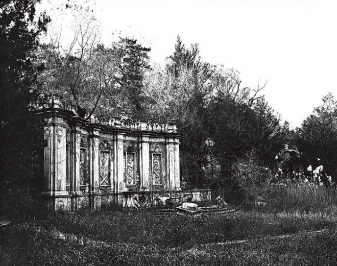 老照片记录圆明园被毁13年后，曾经恢弘的帝皇园林淹没在荒草中(4)