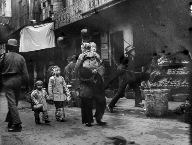 100年前的旧金山华人，他们用头上的辫子思念家乡(1)