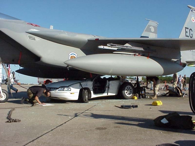 国外令人啼笑皆非的交通事故(3)