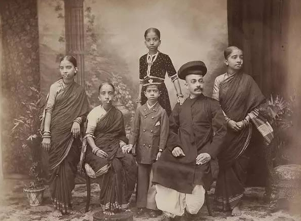 印度媒体说，一百年前印度比中国发达多了，并有图片证明(1)