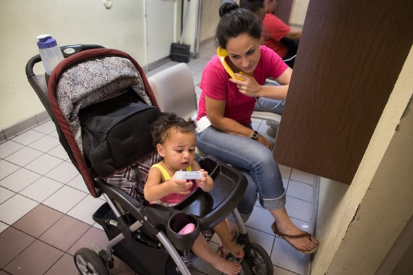 美国女子监狱，女囚为逃避劳动，利用探监机会积极造宝宝(2)