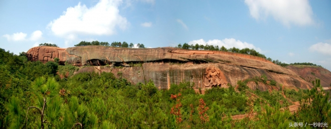 世界最大的卧佛在中国：利用山势雕琢而成，令人震撼的艺术神韵(1)