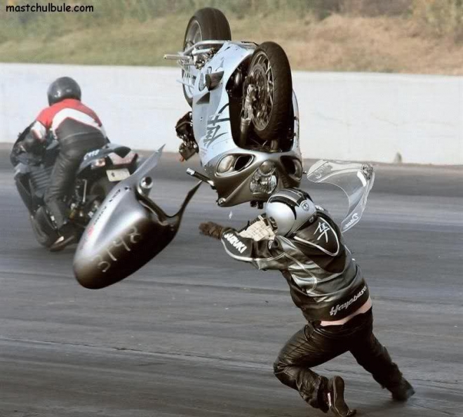 国外令人啼笑皆非的交通事故(1)