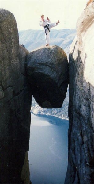 全世界最需要勇气的几大景点，你去过几个？(1)