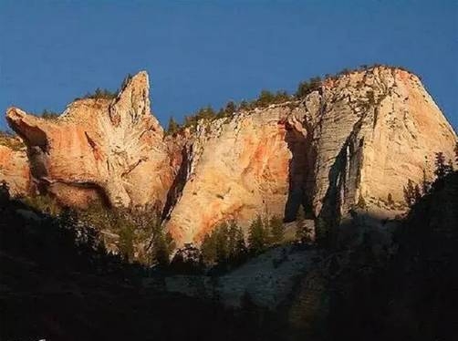 地球上十大最令人难以置信的自然奇景 佩服大自然的鬼斧神工(1)