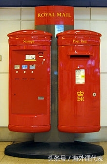 外国自售机怎么啥都卖，你们是咋把活鱼饵装进机器的？(1)