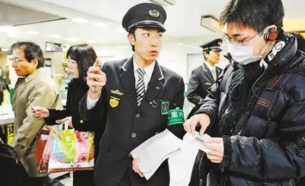 实拍：中国人身居日本华人街的生活俗态(1)