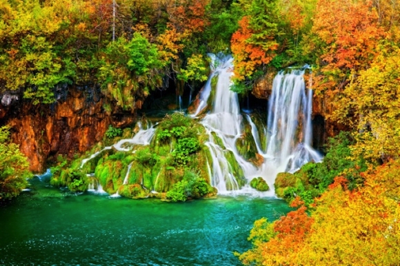 风光：世界十大最美瀑布，我大中国就有两大川瀑布！(6)