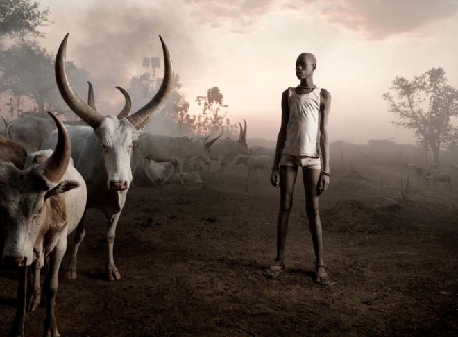 这个持枪保护牛群的部落，每年有两千人为此付出生命(2)