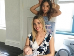 美国总统特朗普之女伊万卡居家带孩子很有爱！居家照也很美！