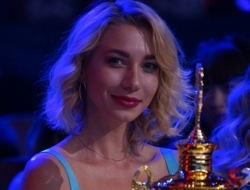 史上最高颜值搏击宝贝登陆中国，身材超范冰冰章子怡