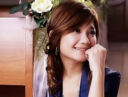 娱乐圈有“神秘干爹”撑腰的九大女星 怪不得能这样红