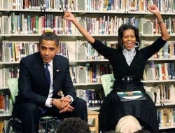 抓拍奥巴马随性瞬间