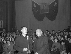 老照片：1956年，历史上第一届真正的春晚！看看都演了什么！