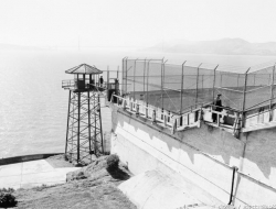 一组老照片，解密恶名昭著的恶魔岛联邦监狱到底是什么样子的