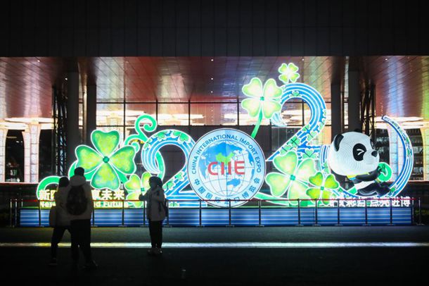 中国票房第一女演员，不想搞笑了？