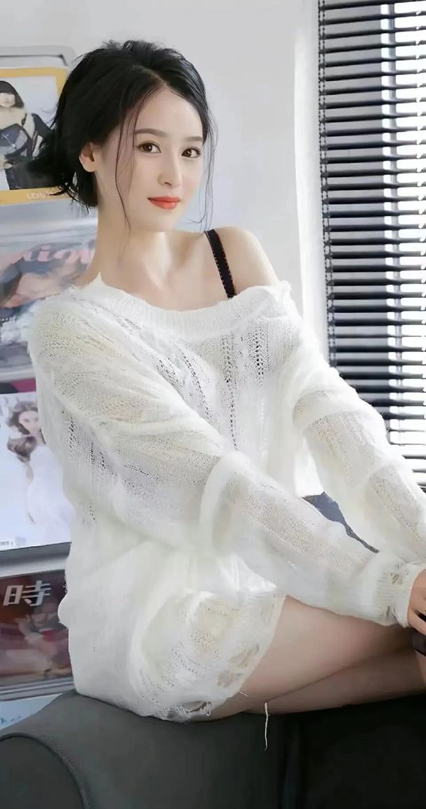 原创容祖儿晒照:与林青霞蔡卓妍开心合照,俞琤霍启山霍汶希齐聚一屋 原创容祖儿晒照:与林青霞蔡卓妍开心合照,俞琤霍启山霍汶希齐聚一屋