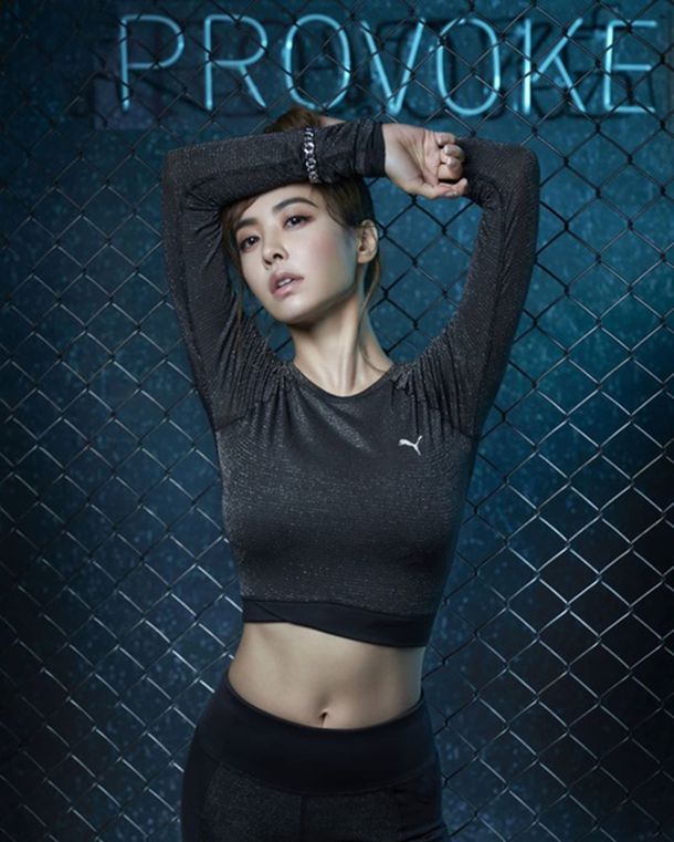 荣耀舞台上砥柱中流：国家一级演员张涵予的艺术生涯及其深远影响