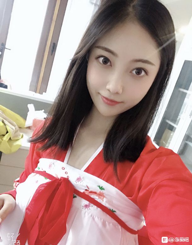 可以藏在皮带扣里的多功能工具钳，007见了估计也会喜欢