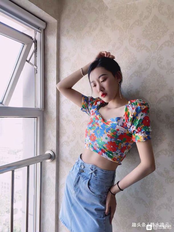 电影《谁持彩练当空舞》四川首映礼在绵举行