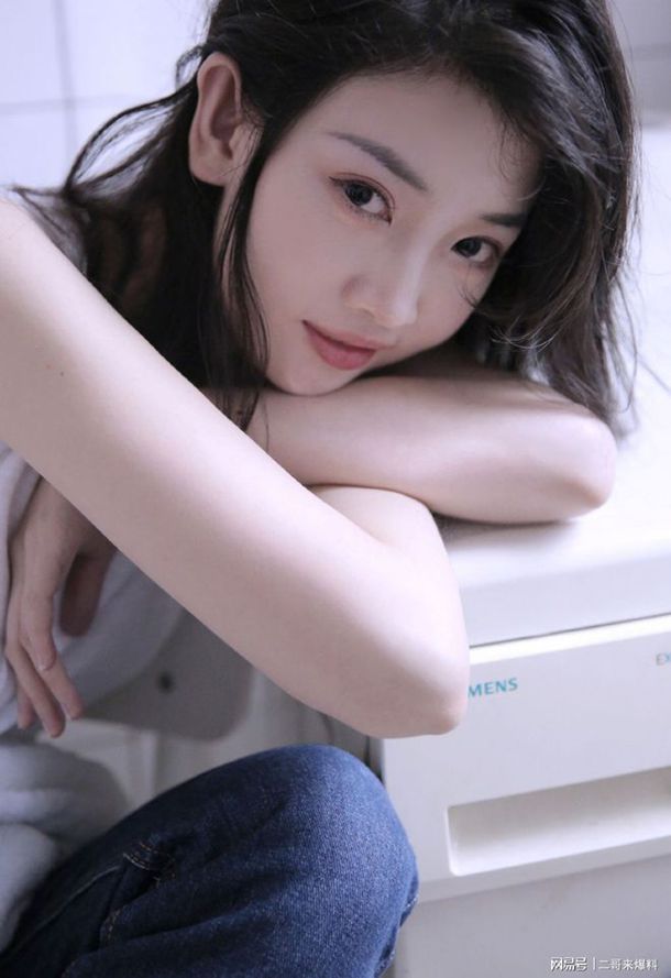 雷人又无脑！《群星闪耀时》8岁小女孩一出场，观众直呼弃剧