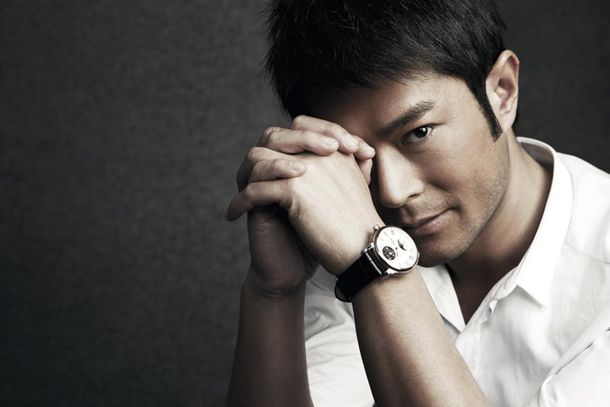 喷个防晒咋就肺炎了？正确使用喷雾 别让防晒变伤害