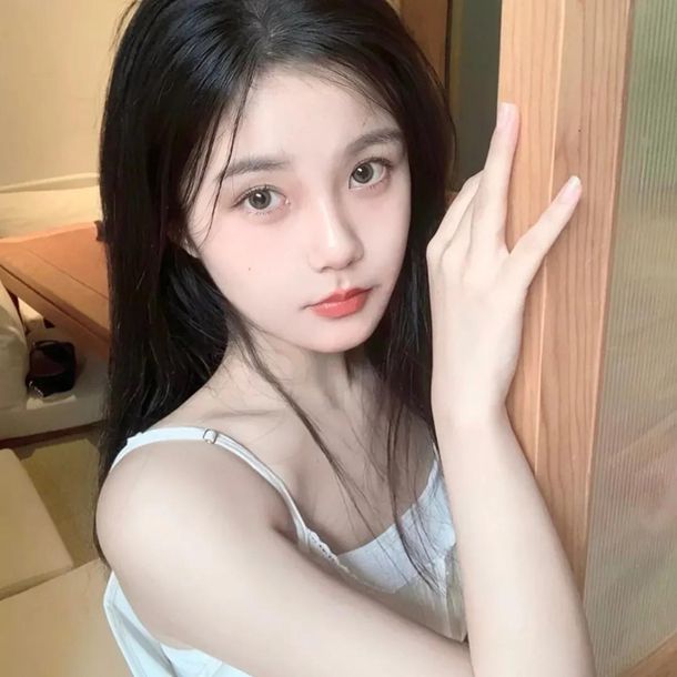 这位自主择业的文工团副团长，退役后把红色故事送进学校和军营